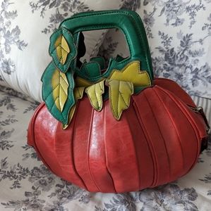 NWOT Vintage leather apple bag